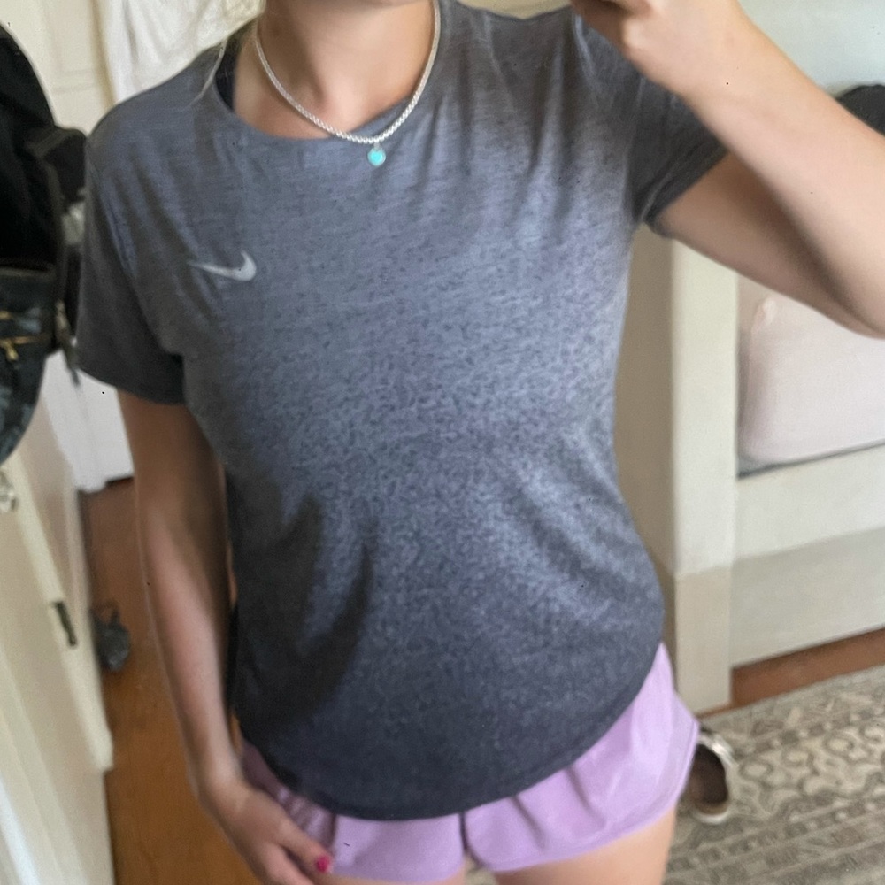 NIKE dri-fit grey short sleeve shirt